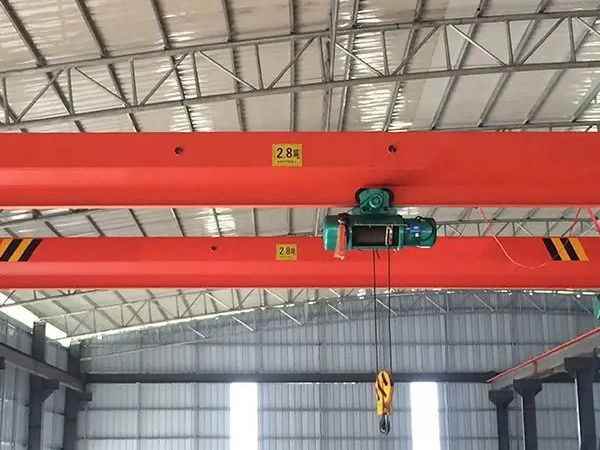 單梁行車在狹窄空間內(nèi)的操作技巧：如何靈活應對？