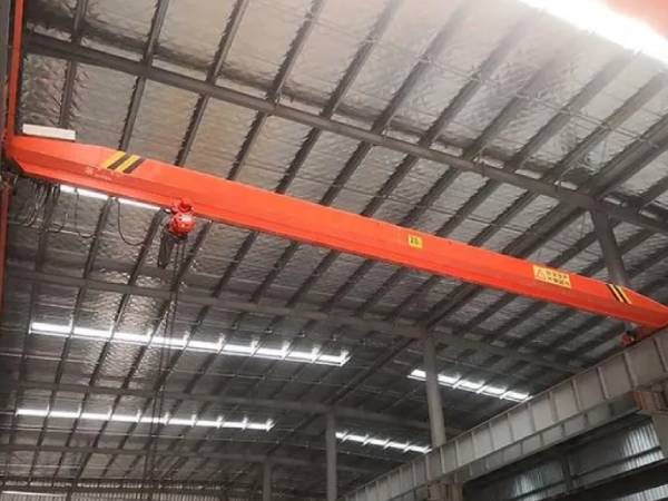 如何對單梁行車控制電路進行升級改造以提高性能？